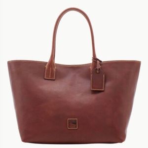 Dooney & Bourke Florentine Medium Russell bag